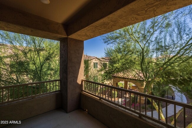 Building Photo - 250 W Queen Creek Rd