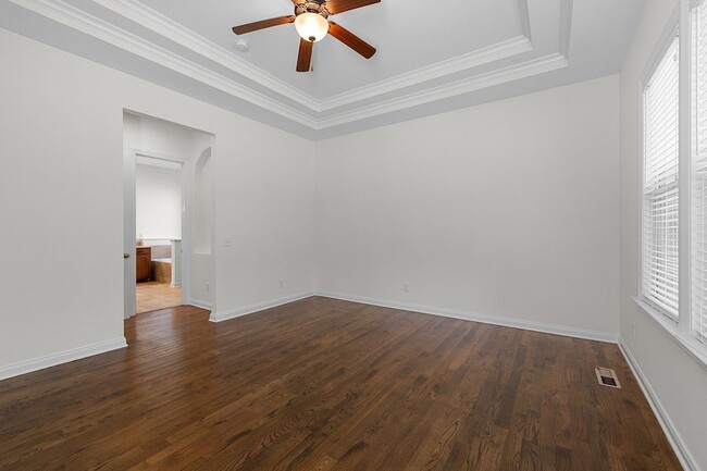 Building Photo - 4155 Old Light Cir