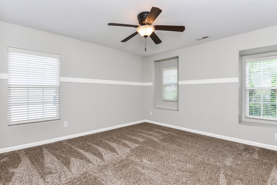 Building Photo - 120 Smart Ct