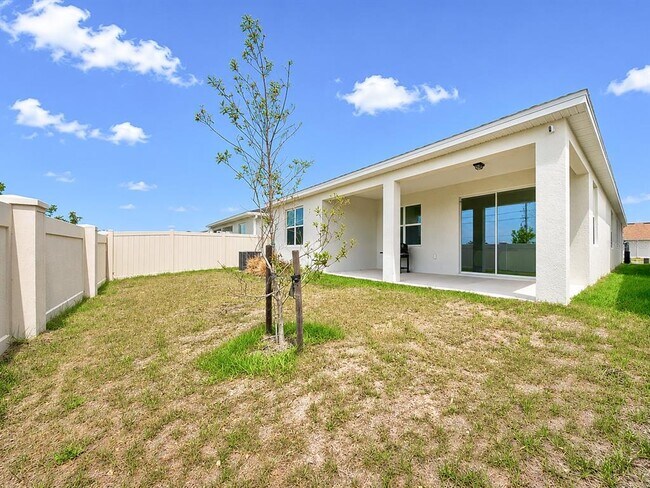 Building Photo - 3130 Norcott Dr