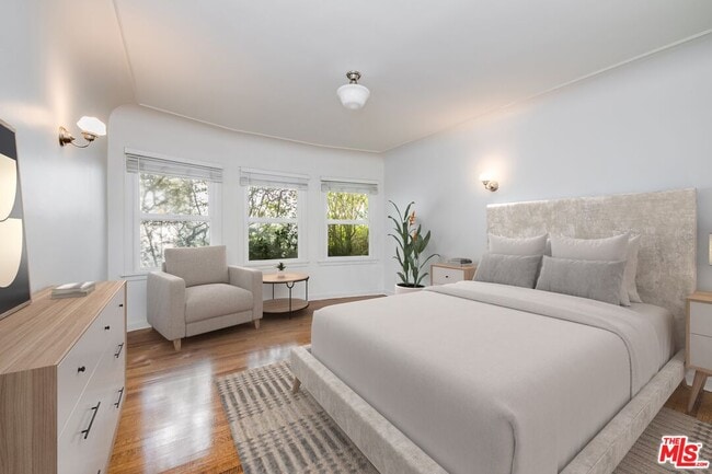 Building Photo - 1211 S Genesee Ave