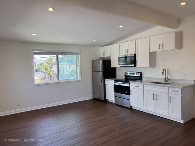 Building Photo - 1813 12th St