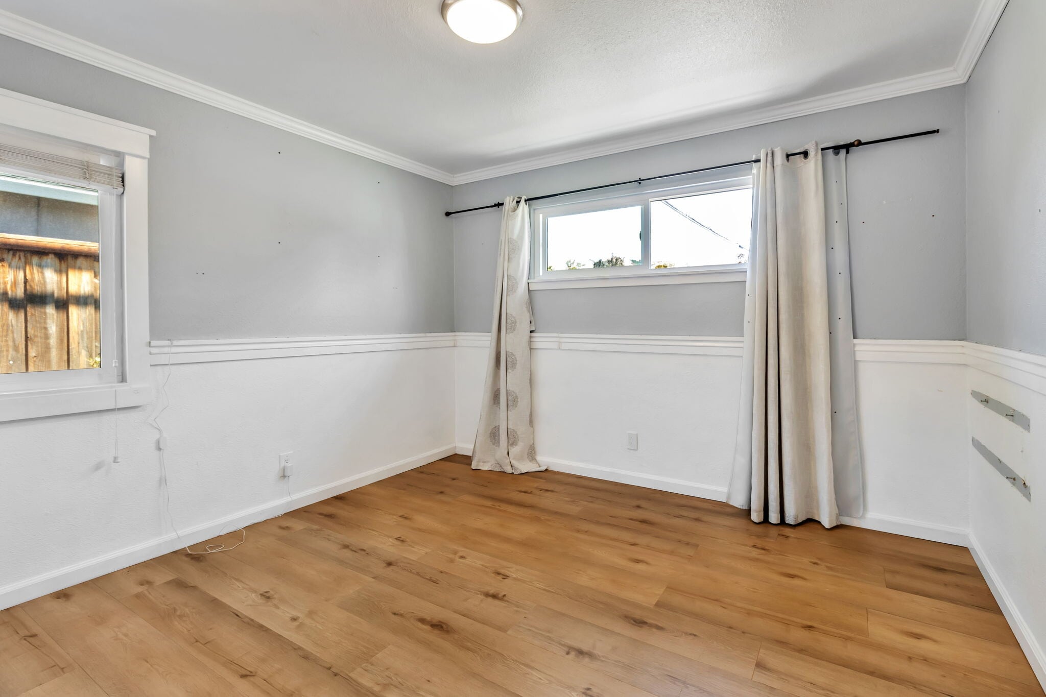 Building Photo - 12015 Ellery St