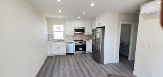 Building Photo - 25122 Ebony Ln