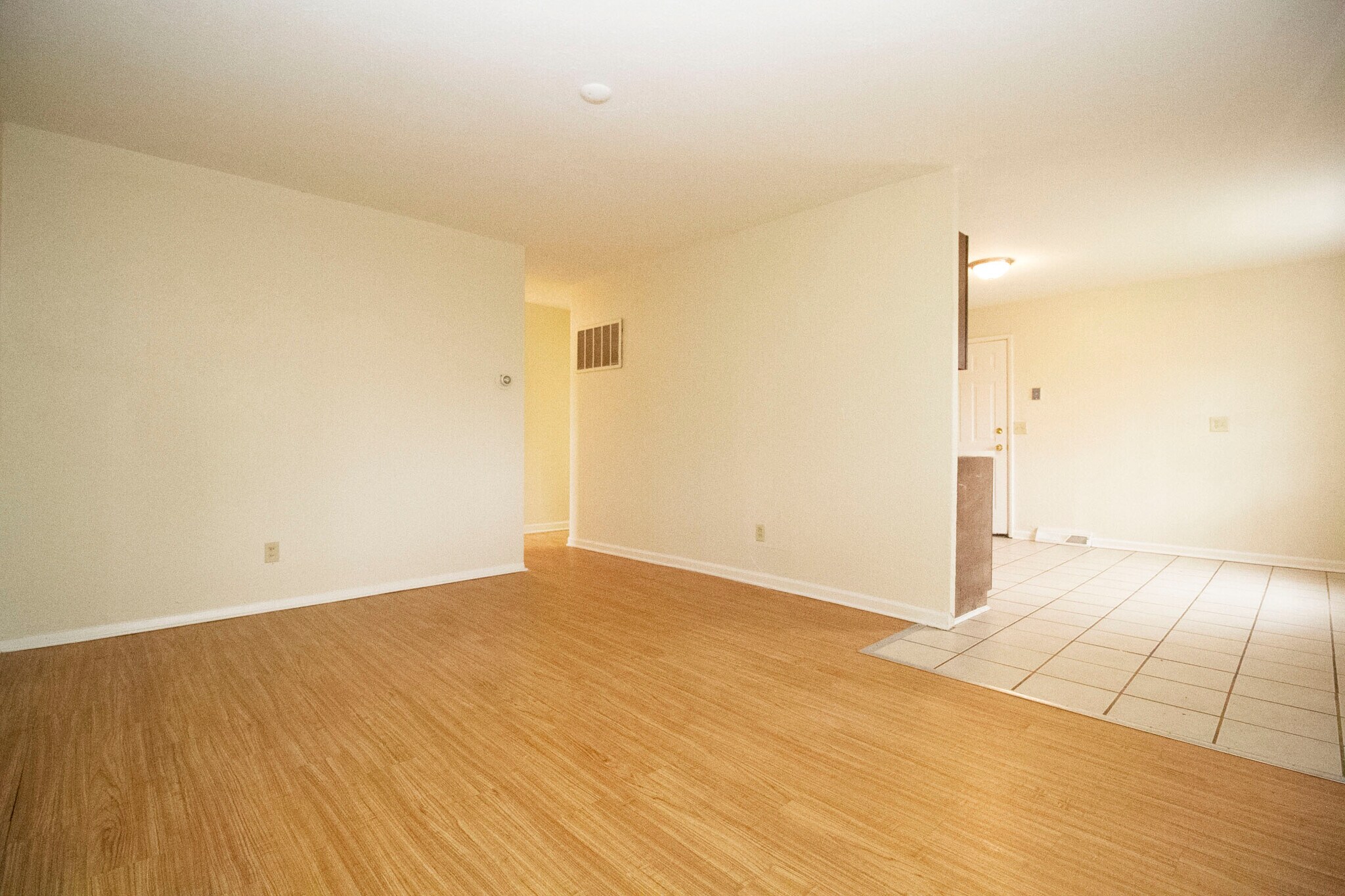 Building Photo - 3652 Dixie Dr