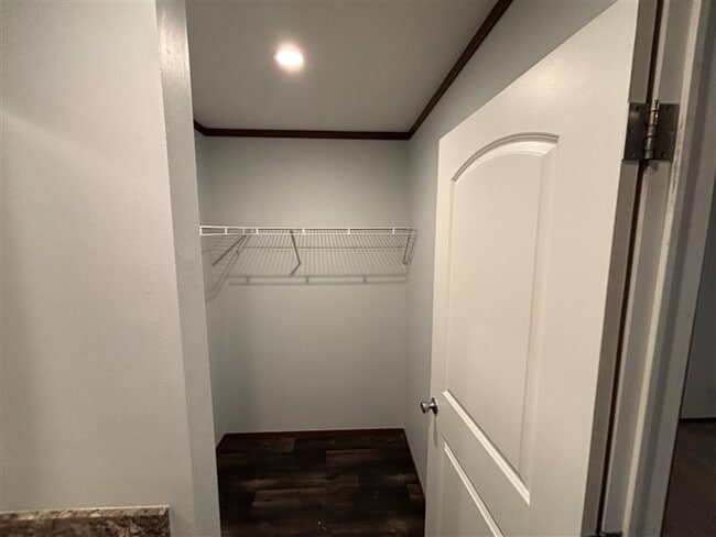 Building Photo - 106 Lincoln St