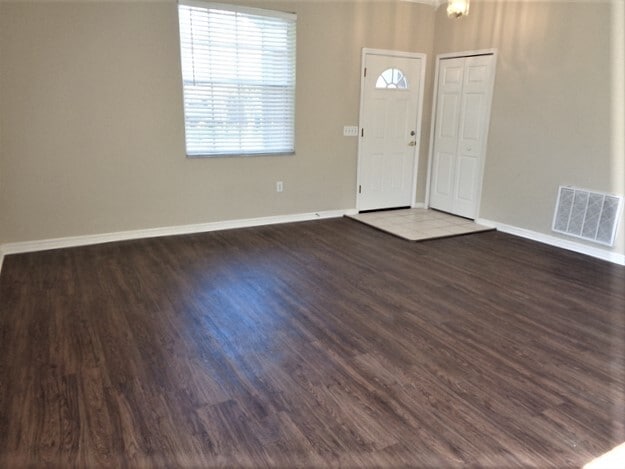 Building Photo - 27508 Sky Lake Cir