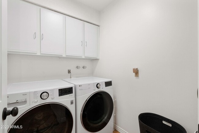 Building Photo - 6815 N 73rd St