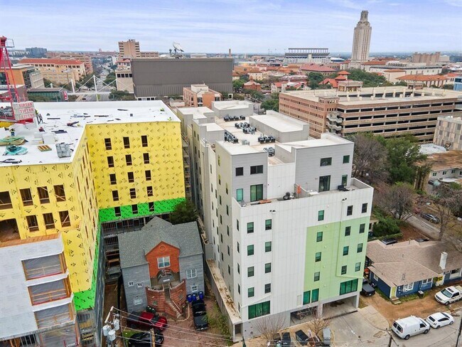 Building Photo - 2505 Seton Ave