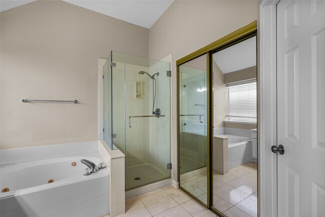 Building Photo - 1907 Heather Cove Ct