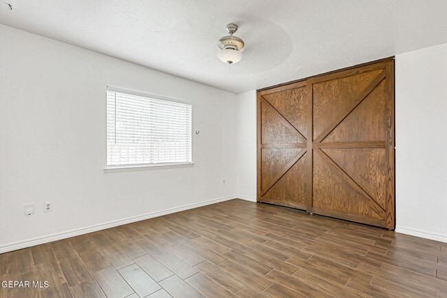 Building Photo - 10914 Pelhem Rd