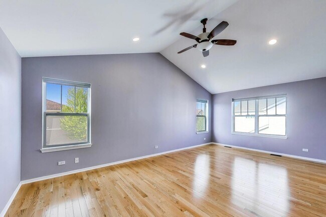 Building Photo - 2366 N Moseley Ct