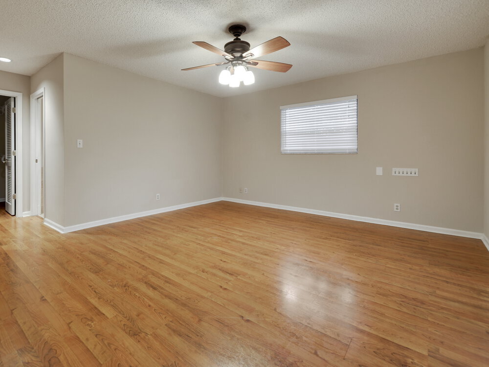 Building Photo - 13640 Jonquil Pl