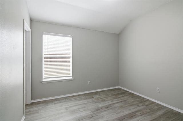 Building Photo - 3804 Verde Dr