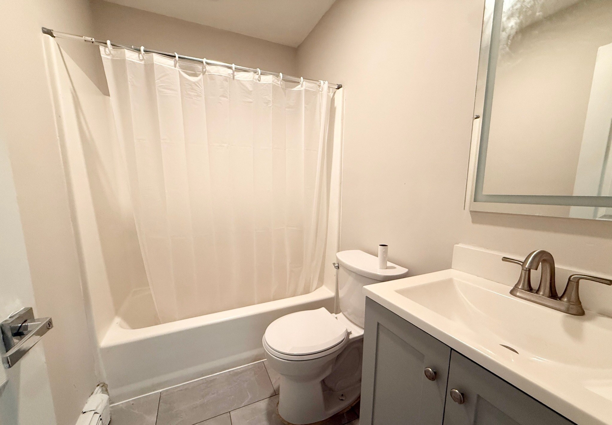 Building Photo - 53 Ruggles St