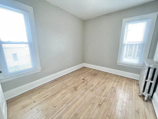 Building Photo - 2626 N Fratney St