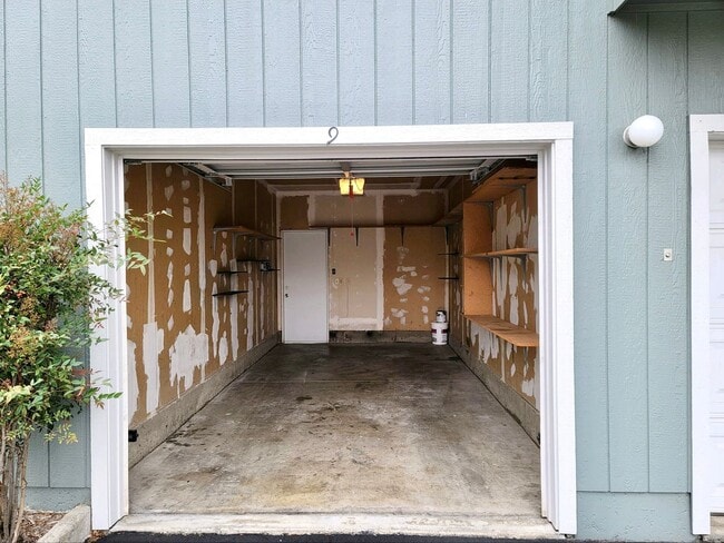 Building Photo - Updated 2 Bedroom Condo in Rohnert Park w/...
