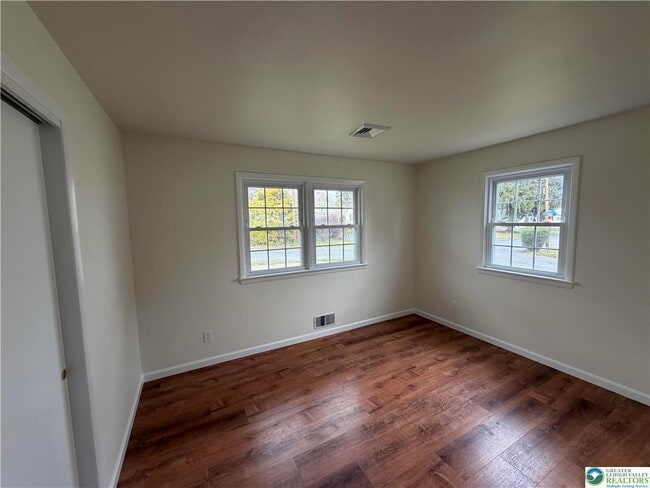 Building Photo - 1640 Stanhope St