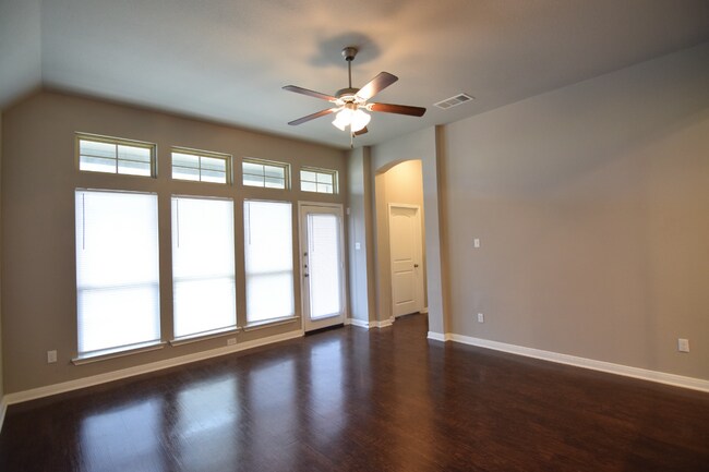 Building Photo - 3520 Addison St