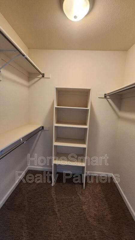Building Photo - 3658 Claycomb Ln