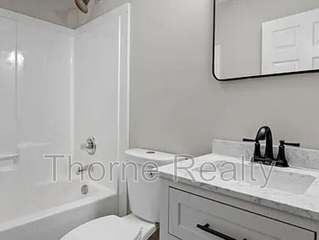 Building Photo - 2605 Shreve Rd