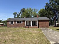 Building Photo - 216 Lakeland Dr