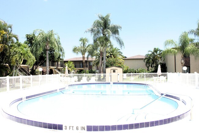 Building Photo - 123 San Paulo Cir
