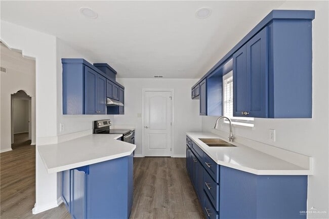 Building Photo - 3234 Valle Cir