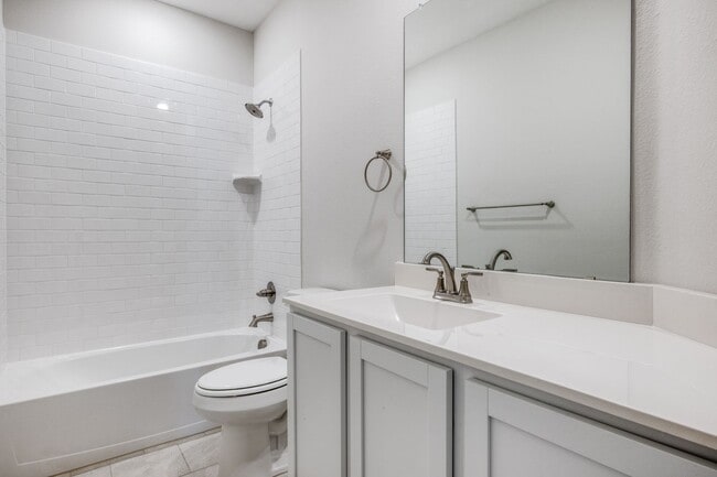 Building Photo - 4013 Bluestem Blvd