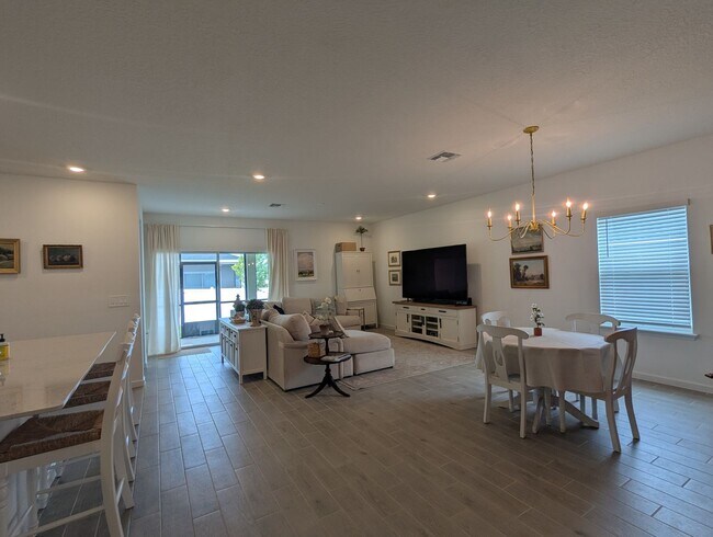 Building Photo - Beautiful newer-construction 4-bedroom, 3-bath home located in Trailhead Landing