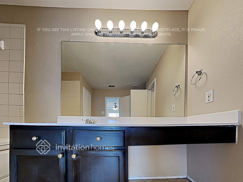 Building Photo - 926 Gillon Dr