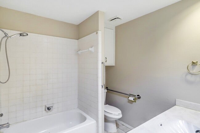 Building Photo - 3706 Haven Pines Dr