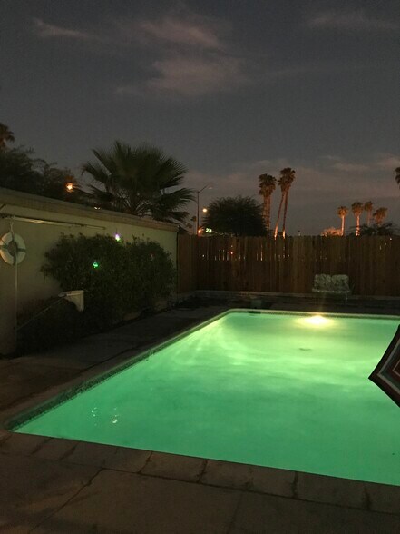 Building Photo - 73951 Shadow Mountain Dr