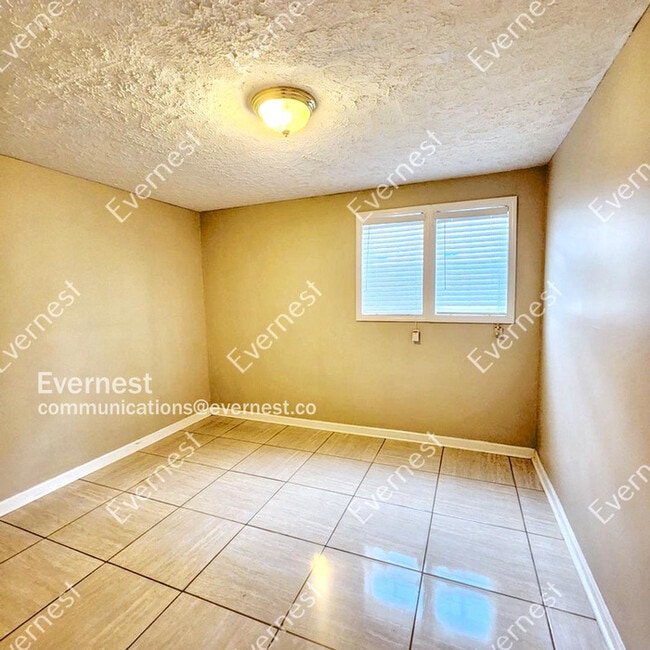 Building Photo - 425 Brunswick Cir