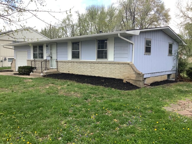 Building Photo - 8510 E 93rd Terrace