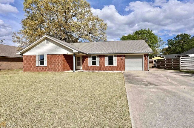 Building Photo - 1446 Coalition Cir