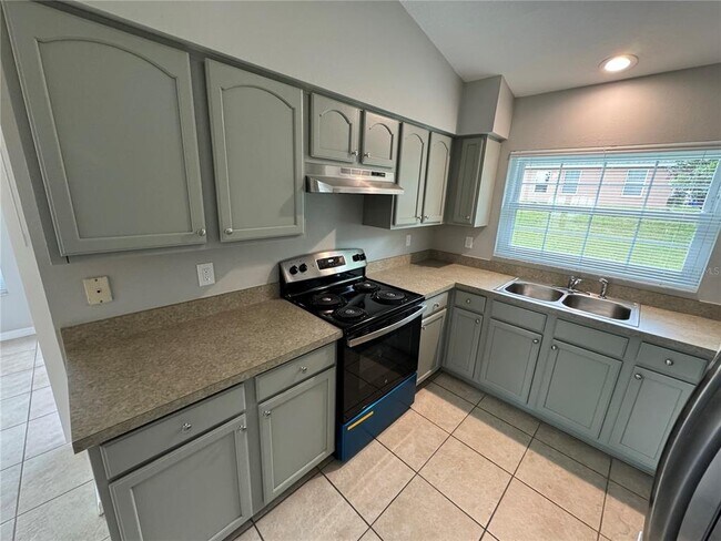 Building Photo - 4460 Abaco Dr