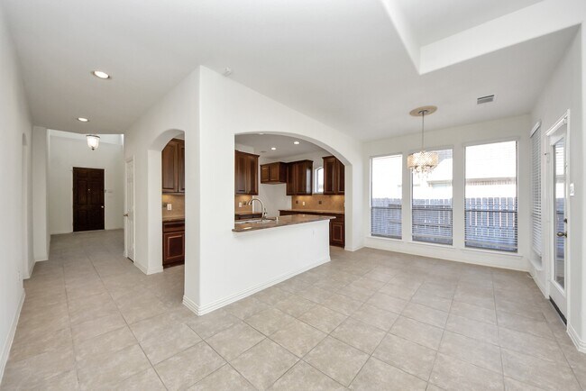 Building Photo - 17222 Red Oak Bend Dr