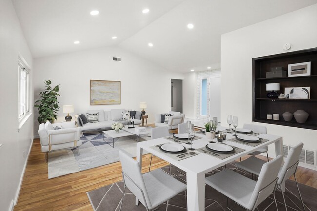 Building Photo - 8254 Mediterranean Way