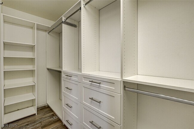 Building Photo - 9108 Eagle Ridge Dr