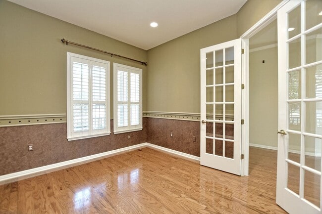 Building Photo - 125 Fox Home Ln