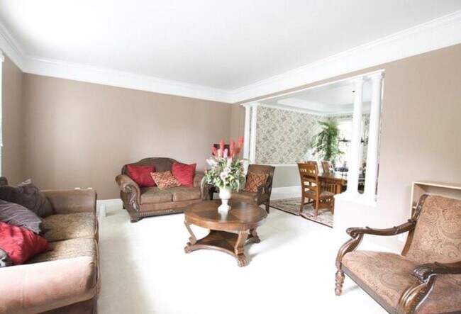 Building Photo - 2465 Devon Leigh Walk NW