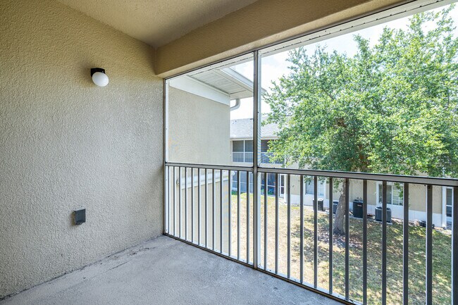 Building Photo - 9506 Amberdale Ct