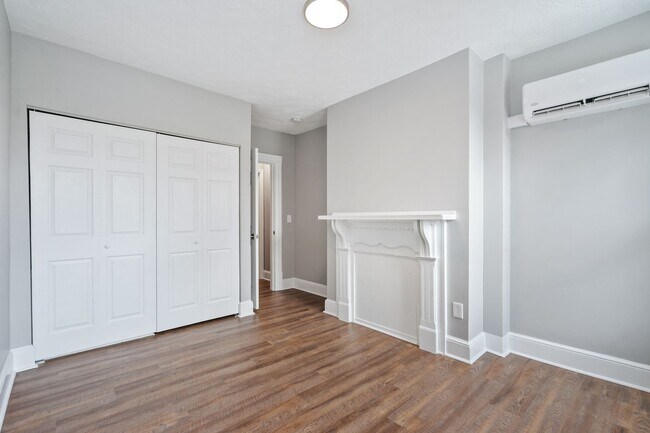 Building Photo - Brand New Remodel - 4BR / 2BA Home in Manchester - In-Unit Laundry, Convenient Location - Availab...