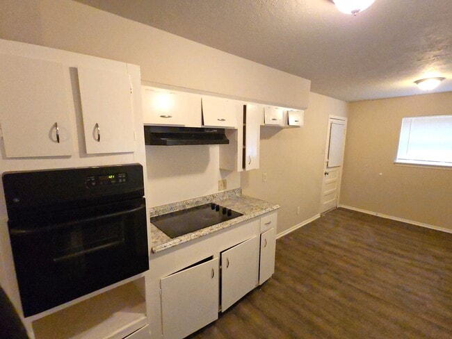 Building Photo - 5607 Grace Point Ln