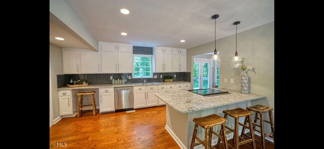 Building Photo - 4037 Coyte Dr