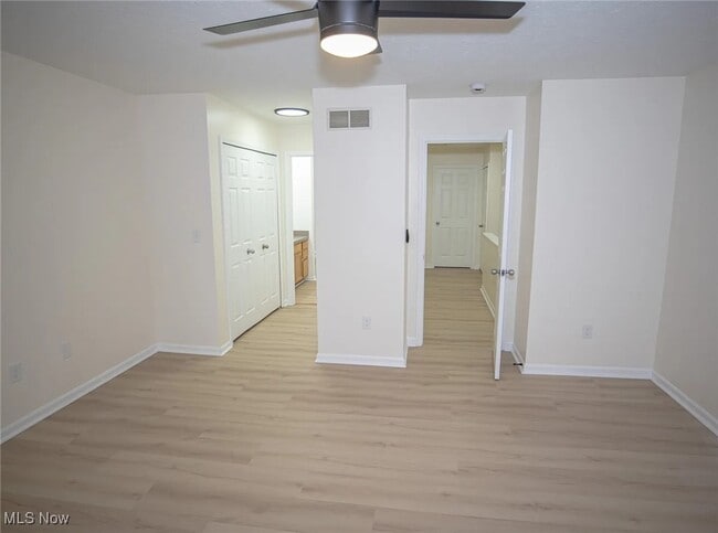 Building Photo - 2198 Noble Rd