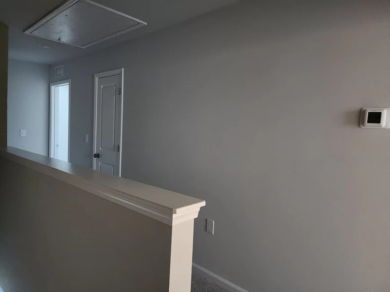 Building Photo - 325 Devon Cliffs Dr