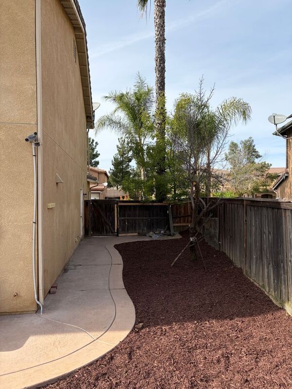 Building Photo - 28700 Lavatera Ave