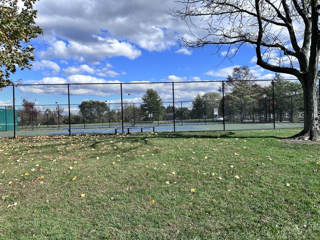 Building Photo - 15101 Callohan Ct